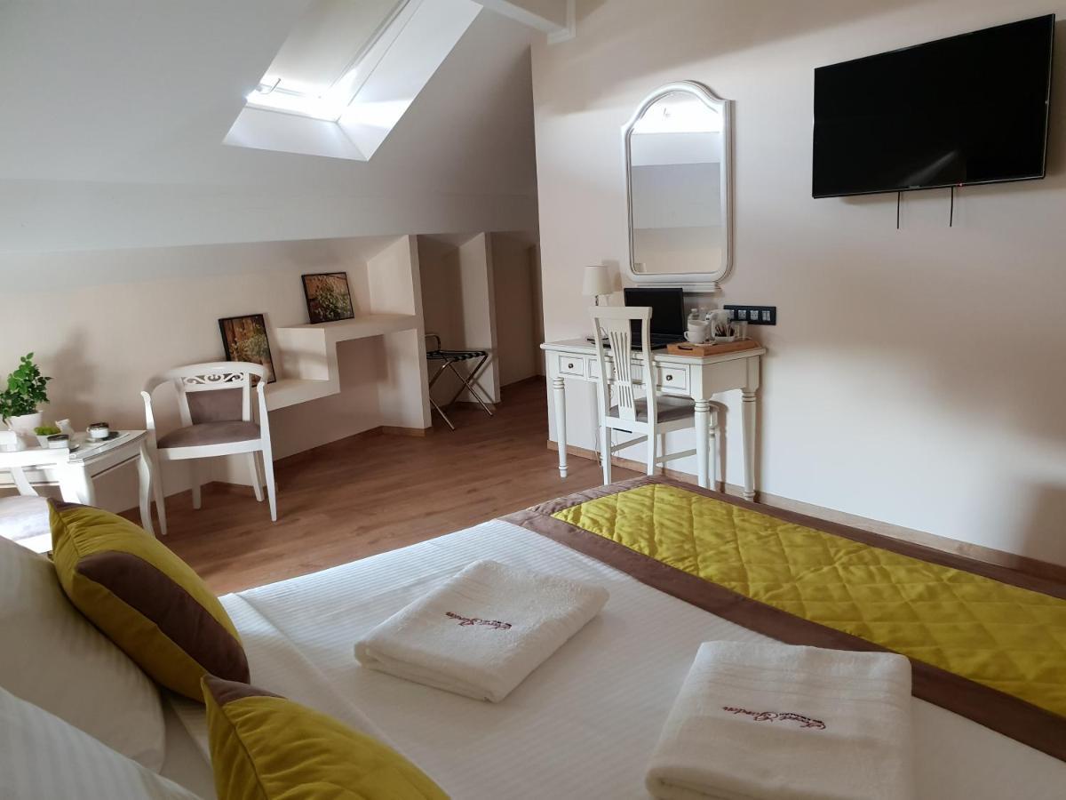 B&B Secret Garden Adults Only Voeren Eksteriør bilde
