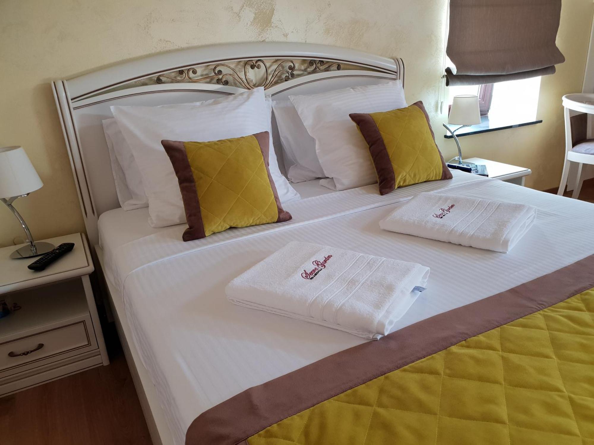 B&B Secret Garden Adults Only Voeren Eksteriør bilde